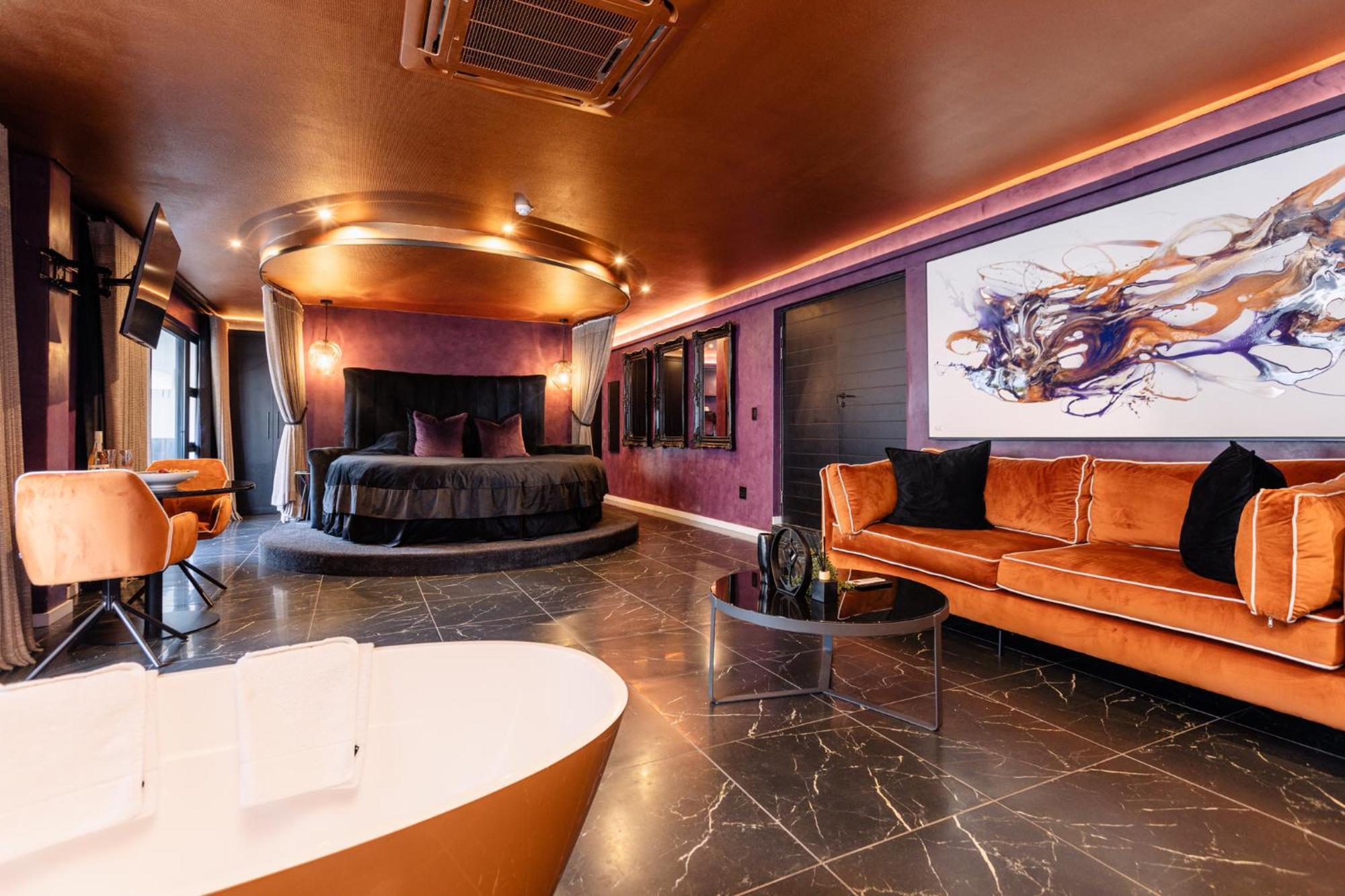 Mint Hotel 84 On Katherine โจฮันเนสเบิร์ก ภายนอก รูปภาพ