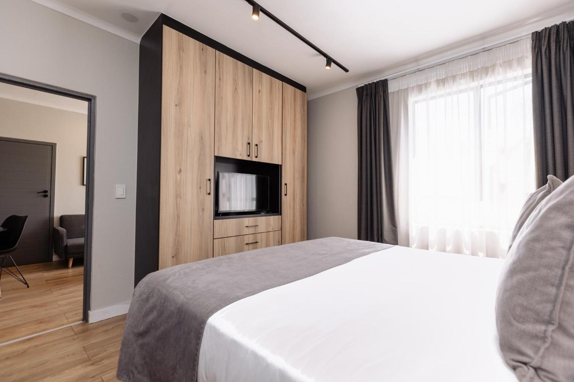 Mint Hotel 84 On Katherine โจฮันเนสเบิร์ก ภายนอก รูปภาพ