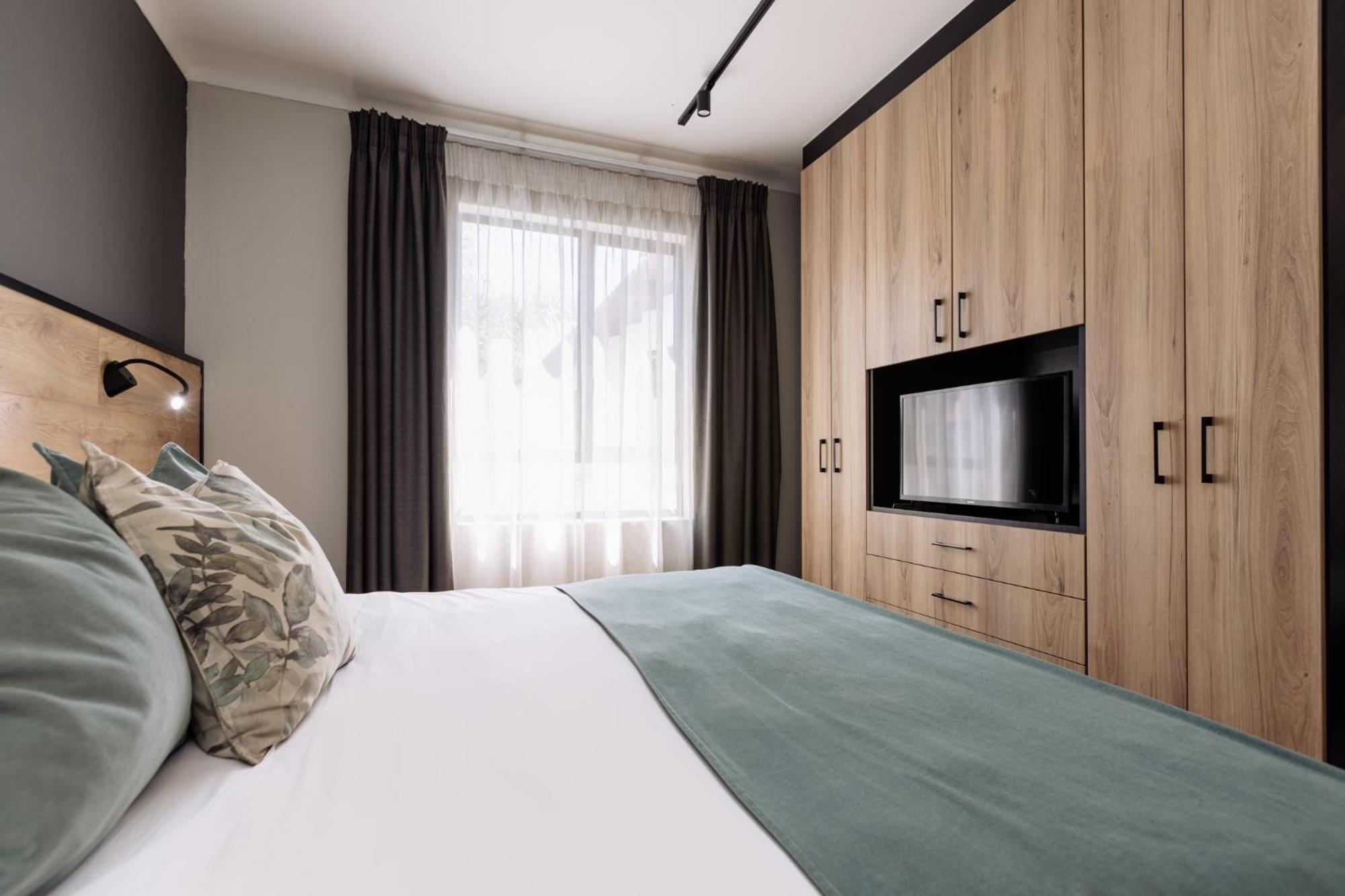 Mint Hotel 84 On Katherine โจฮันเนสเบิร์ก ภายนอก รูปภาพ
