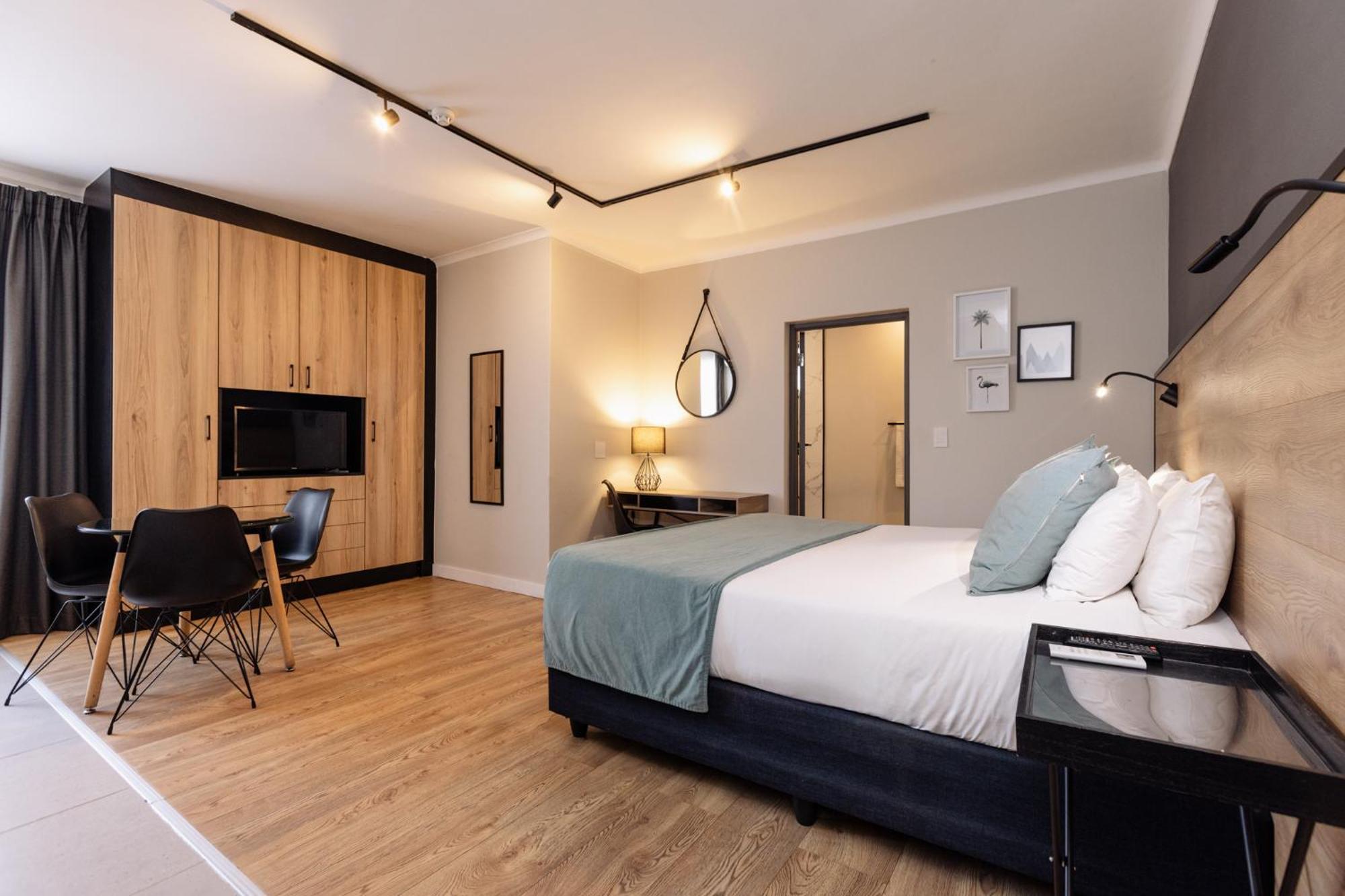 Mint Hotel 84 On Katherine โจฮันเนสเบิร์ก ภายนอก รูปภาพ
