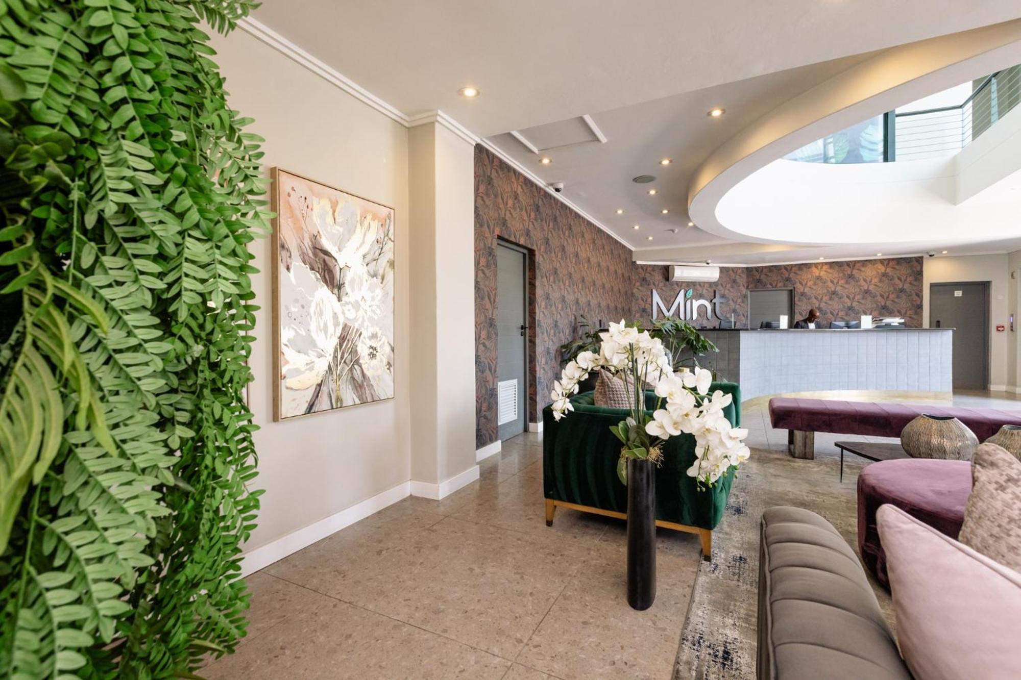 Mint Hotel 84 On Katherine โจฮันเนสเบิร์ก ภายนอก รูปภาพ