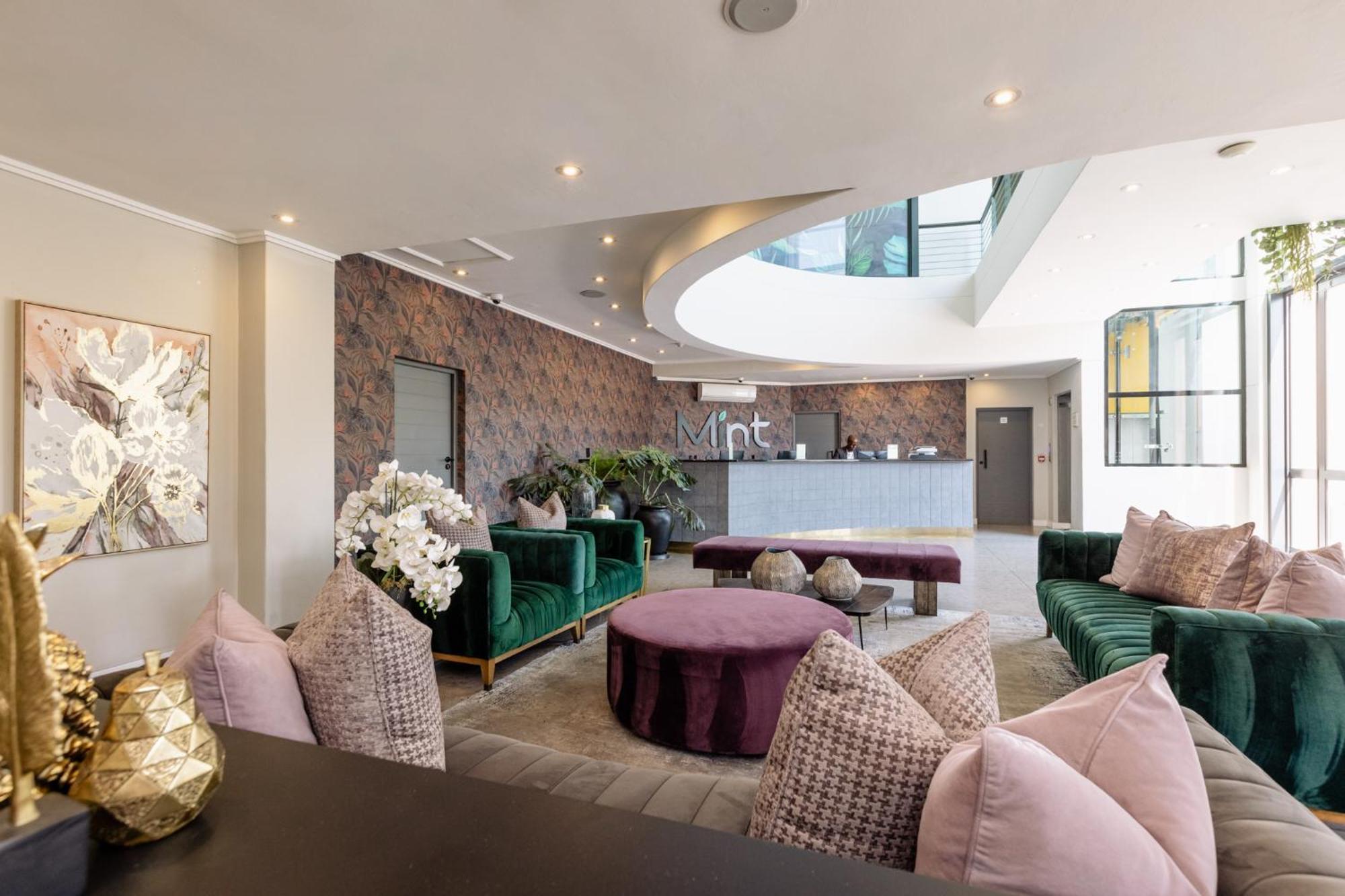 Mint Hotel 84 On Katherine โจฮันเนสเบิร์ก ภายนอก รูปภาพ